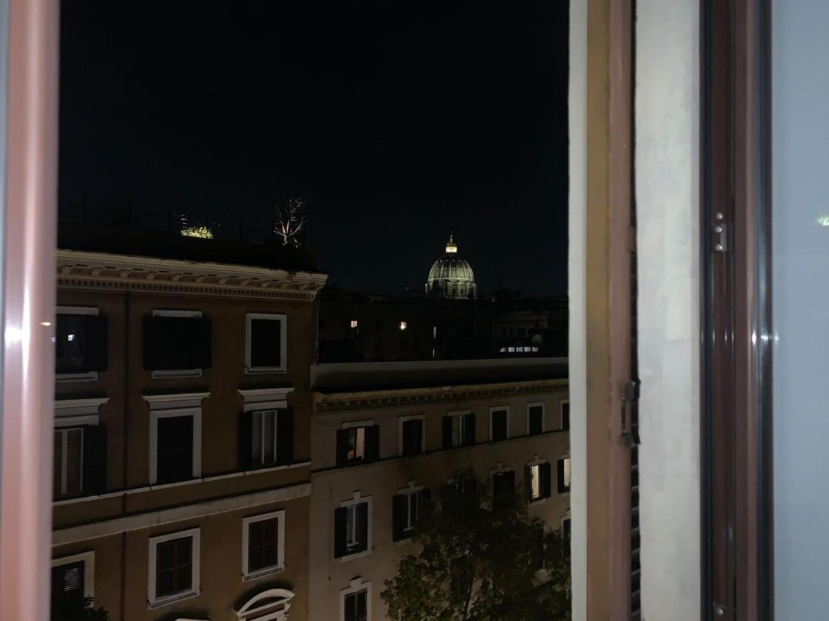 Consoli Romani Vatican Rooms Exterior photo